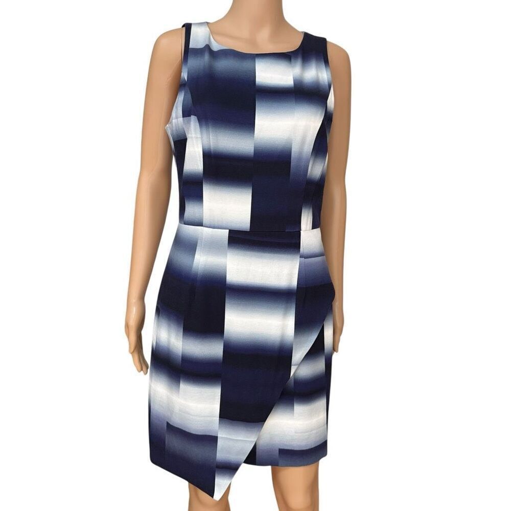 Trina Turk sleeveless sheath dress blue/white abstract pattern size 10 NWT